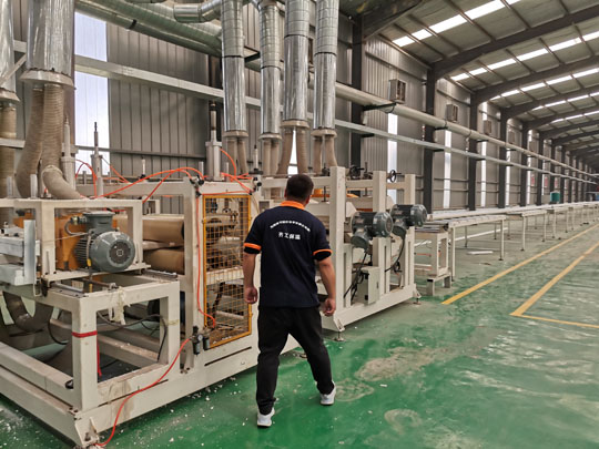 焦作復(fù)合巖棉板的絕熱高溫性能